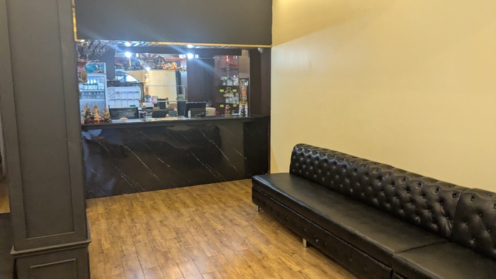 SENAヌルジェルの待合室