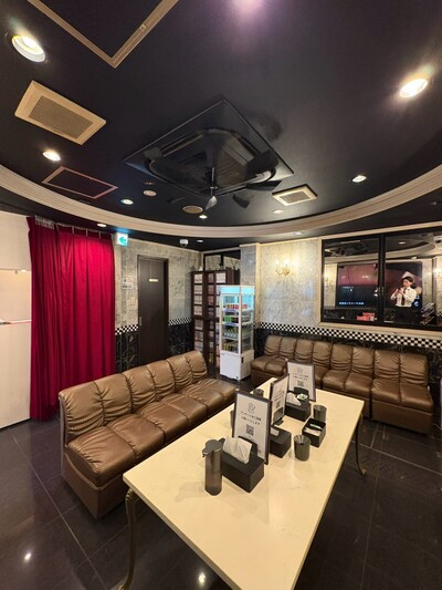 梅田ゴールデン倶楽部の待合室